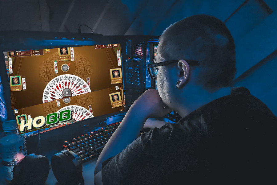 Chơi chắn online cần tập trung cao độ